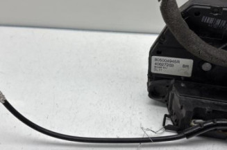 Serrure avant droit RENAULT CLIO 4