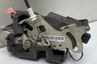 Serrure avant gauche MERCEDES VITO 639