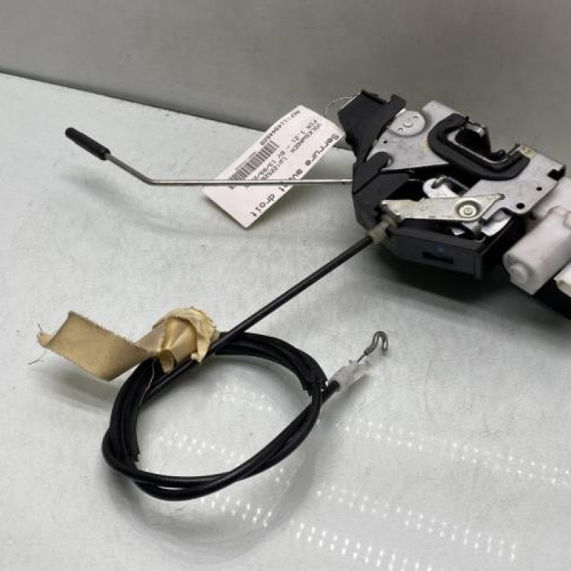 Serrure avant droit VOLKSWAGEN FOX Photo n°3