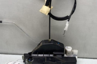 Serrure avant droit VOLKSWAGEN FOX