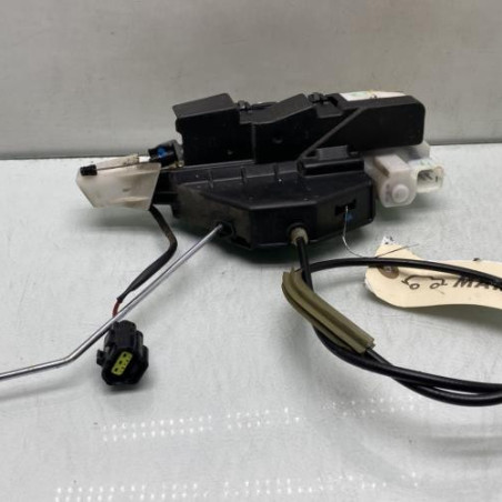 Serrure avant gauche VOLKSWAGEN FOX