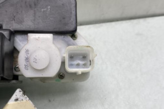 Serrure avant gauche VOLKSWAGEN FOX