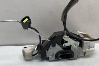 Serrure avant gauche VOLKSWAGEN FOX