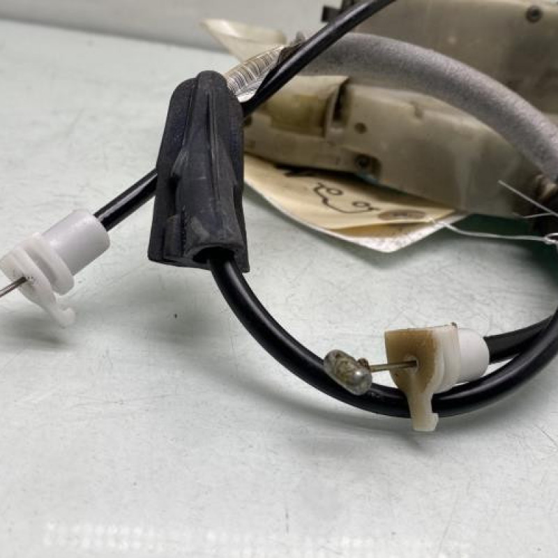 Serrure avant gauche PEUGEOT 208 1 Photo n°3