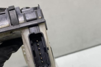 Serrure avant gauche PEUGEOT 208 1