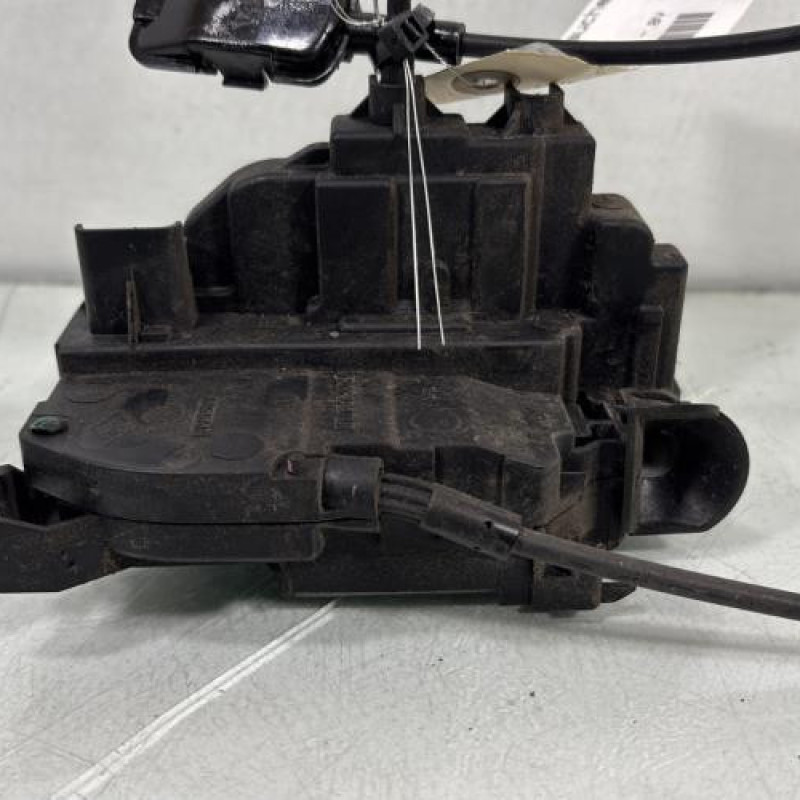 Serrure avant gauche RENAULT CLIO 3 Photo n°1