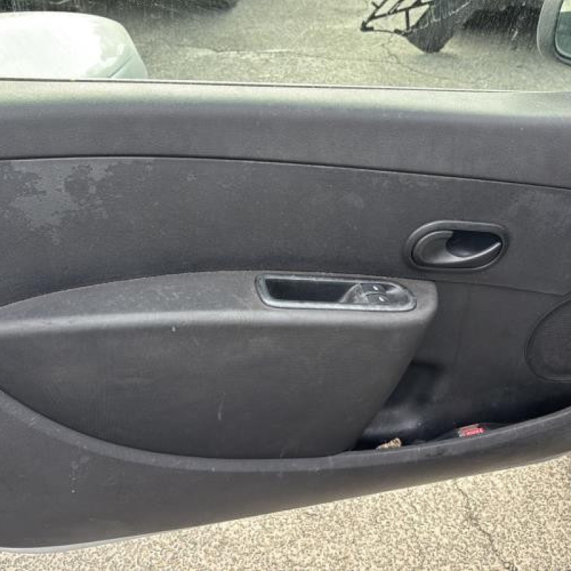 Serrure avant gauche RENAULT CLIO 3 Photo n°14