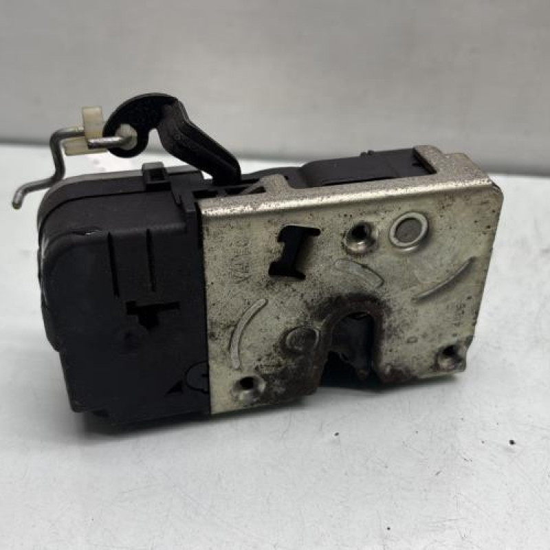 Serrure avant droit PEUGEOT 307 Photo n°1