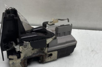 Serrure avant droit PEUGEOT 307