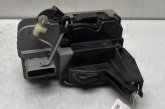 Serrure avant gauche PEUGEOT 307