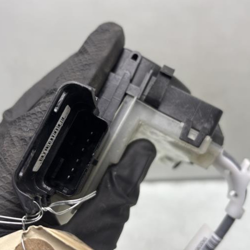 Serrure arriere droit PEUGEOT 208 2 Photo n°6