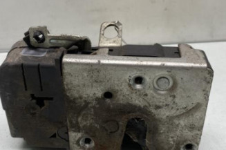 Serrure avant droit PEUGEOT 206+ Photo n°1