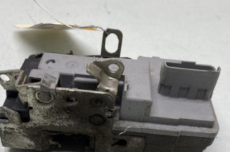 Serrure avant droit PEUGEOT 206+