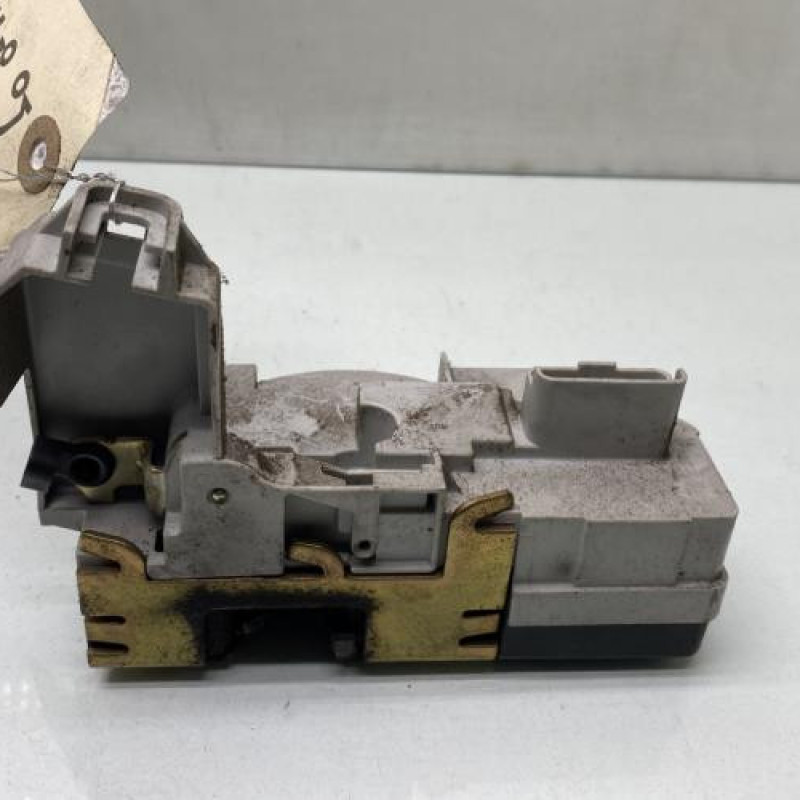 Serrure avant droit PEUGEOT 307 Photo n°4