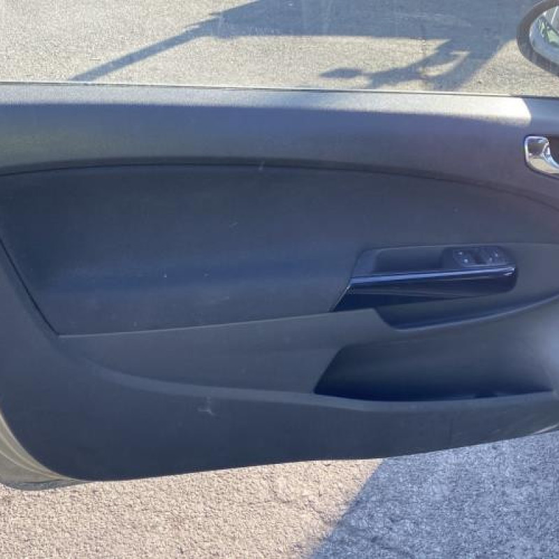 Baie de pare brise OPEL CORSA D Photo n°16