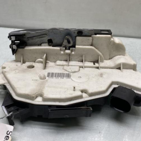 Serrure avant droit VOLKSWAGEN SCIROCCO 3