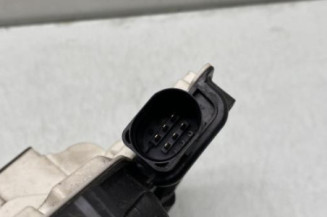 Serrure avant droit VOLKSWAGEN SCIROCCO 3