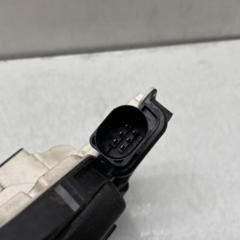 Serrure avant droit VOLKSWAGEN SCIROCCO 3 Photo n°3