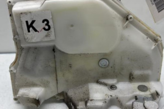 Serrure avant droit SUZUKI SWIFT 3