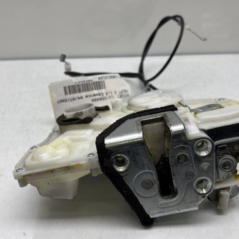 Serrure avant gauche SUZUKI SWIFT 3 Photo n°6