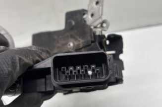 Serrure avant gauche FORD MONDEO 3