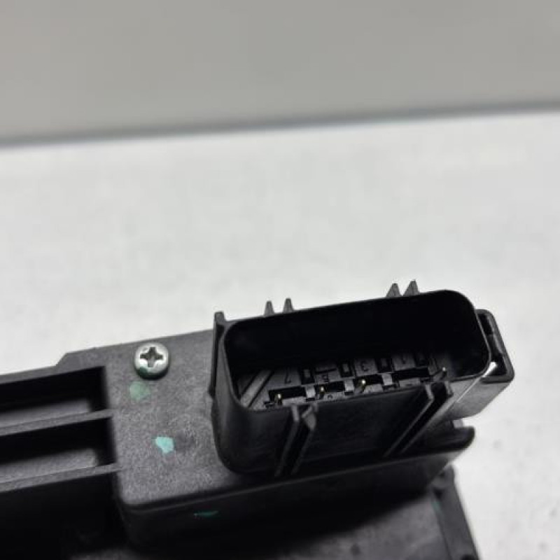 Serrure avant droit FORD FIESTA 5 Photo n°2