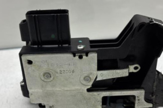 Serrure avant droit FORD FIESTA 5