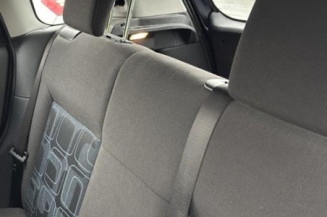 Serrure avant droit FORD FIESTA 5