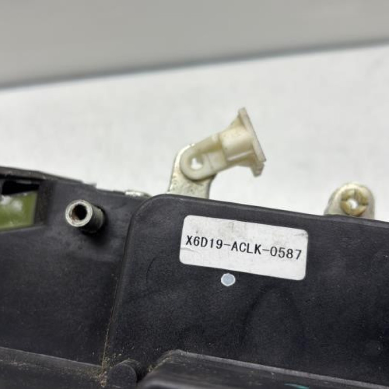 Serrure avant gauche FORD FIESTA 5 Photo n°3