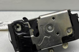 Serrure avant gauche FORD FIESTA 5