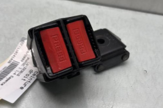 Attache ceinture arriere droit RENAULT CLIO 2 Photo n°1