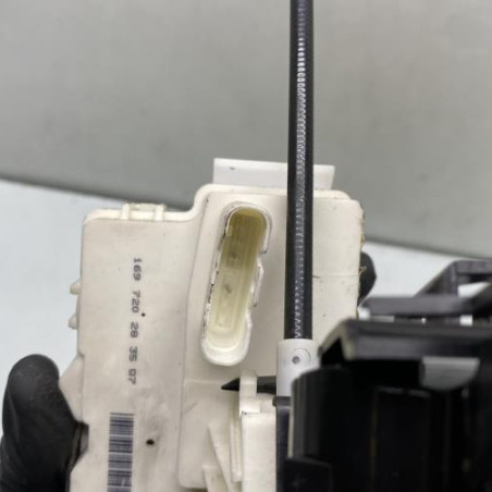 Serrure avant droit MERCEDES CLASSE R 251