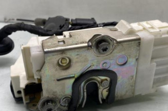 Serrure avant gauche MERCEDES CLASSE R 251 Photo n°1