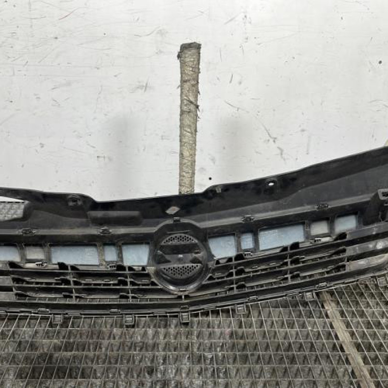 Calandre OPEL ASTRA H Photo n°4