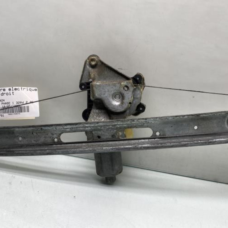 Leve vitre electrique arriere droit BMW SERIE 3 E46 Photo n°1
