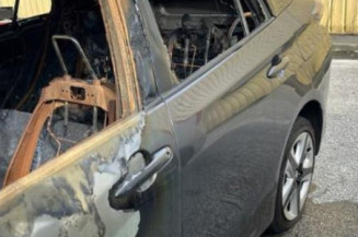 Moto ventilateur radiateur TOYOTA PRIUS 4