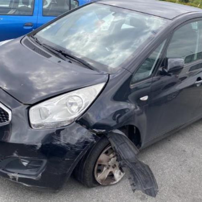 Face avant KIA VENGA Photo n°9