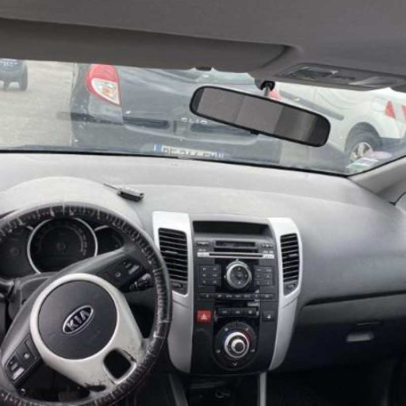 Face avant KIA VENGA Photo n°12