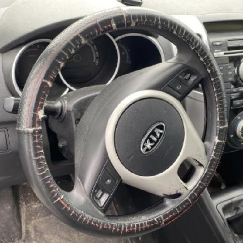 Face avant KIA VENGA Photo n°14