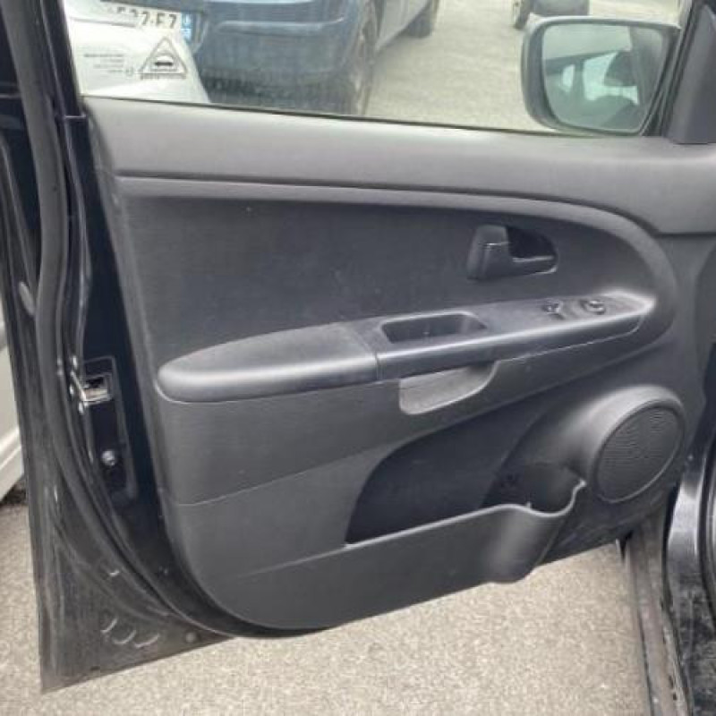 Face avant KIA VENGA Photo n°15