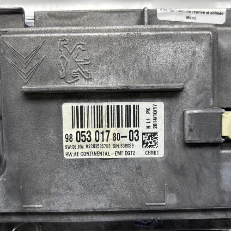 Ecran GPS PEUGEOT 208 1 Photo n°6