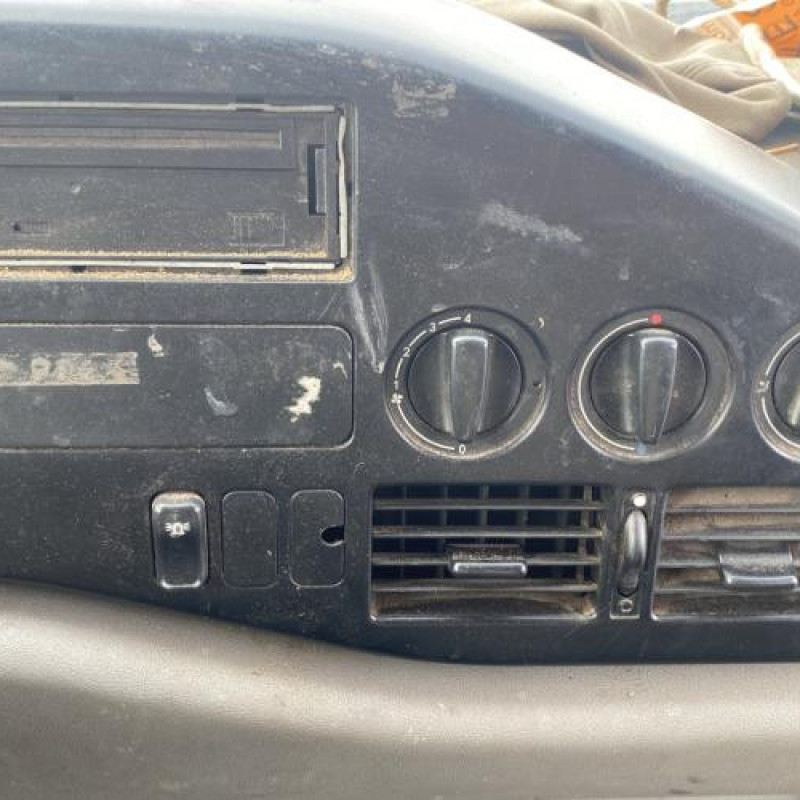 Face avant VOLKSWAGEN LT 2 Photo n°16