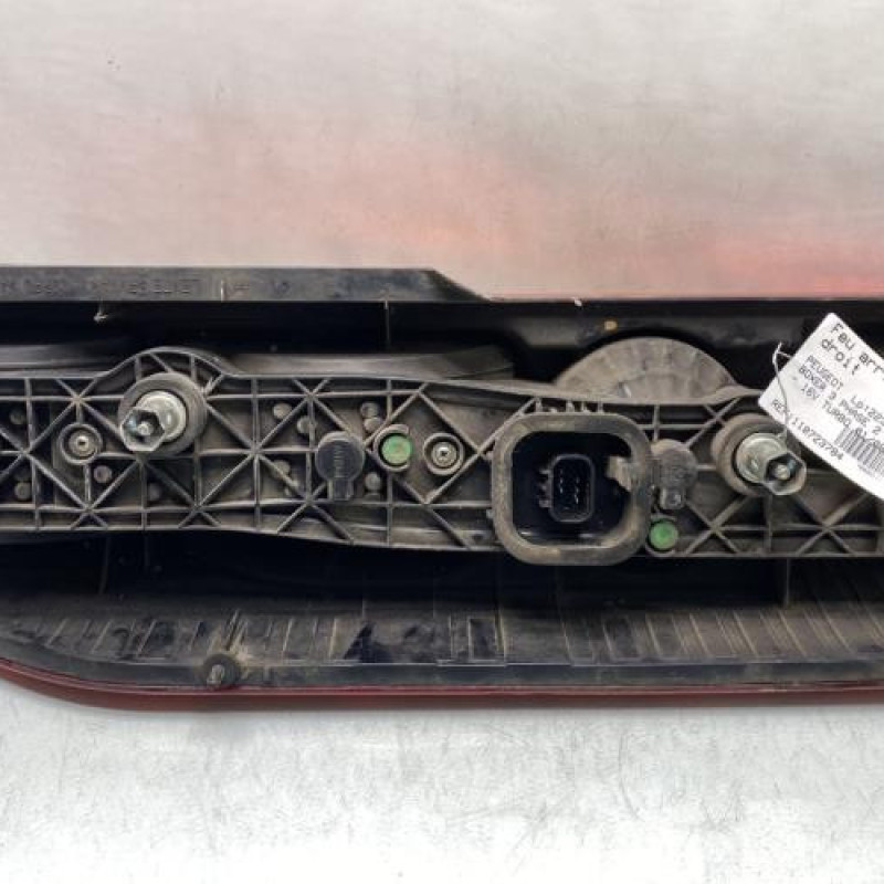 Feu arriere principal droit (feux) PEUGEOT BOXER 3 Photo n°3