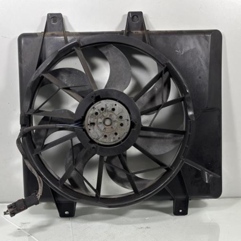 Moto ventilateur radiateur CHRYSLER PT CRUISER Photo n°2