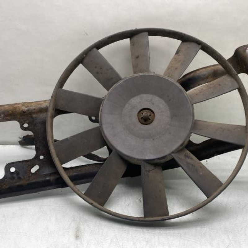 Moto ventilateur radiateur RENAULT EXPRESS Photo n°1