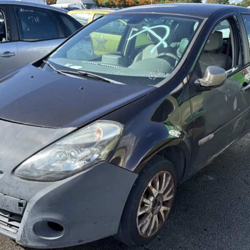 Feu arriere principal droit (feux) RENAULT CLIO 3 Photo n°7