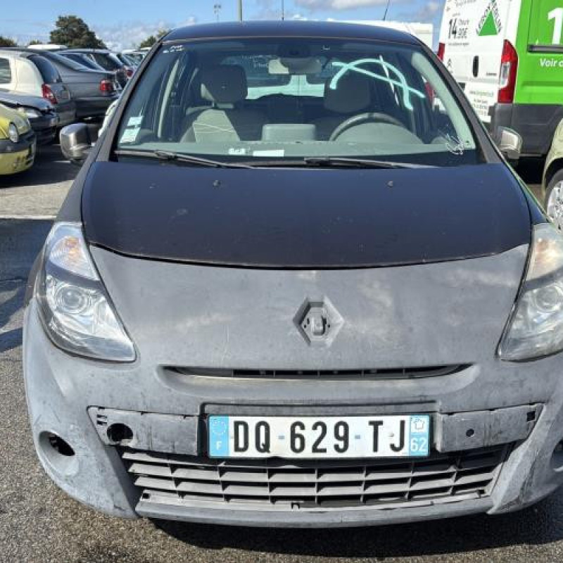 Feu arriere principal droit (feux) RENAULT CLIO 3 Photo n°14