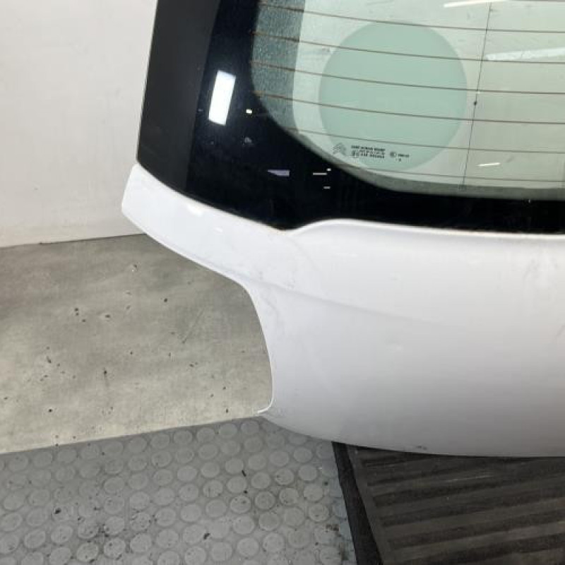 Malle/Hayon arriere CITROEN DS3 Photo n°5