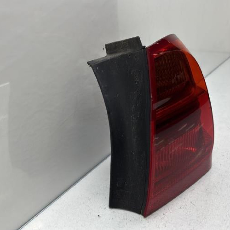 Feu arriere principal droit (feux) BMW SERIE 3 E91 Photo n°3