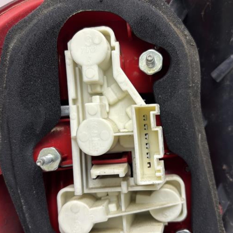 Feu arriere principal droit (feux) BMW SERIE 3 E91 Photo n°6